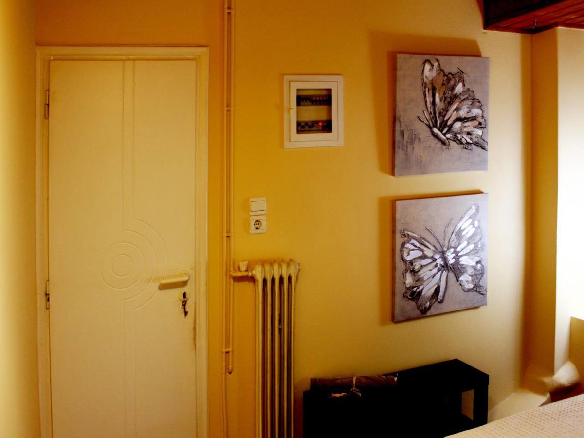 Sweet Stone Apartment In Imittos Athen Eksteriør billede