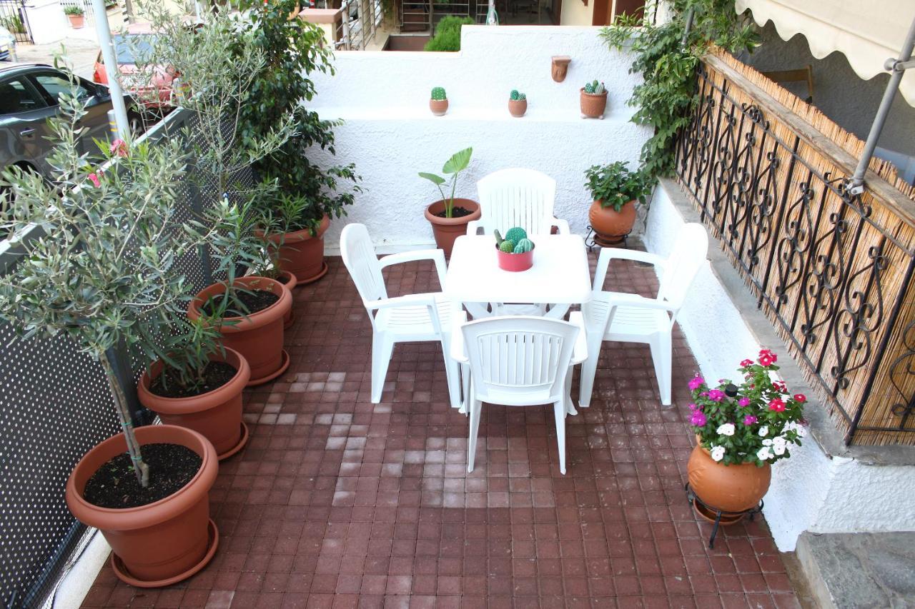 Sweet Stone Apartment In Imittos Athen Eksteriør billede